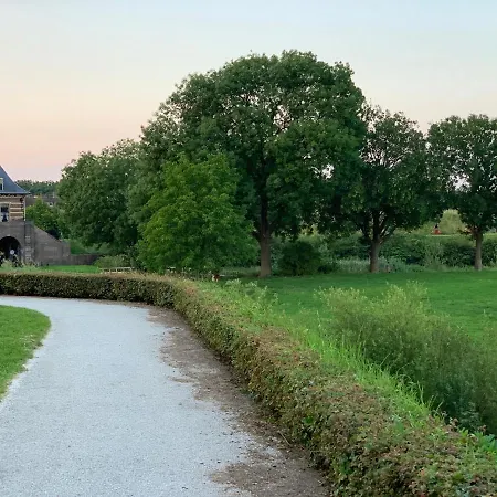 Gorinchem, Spacious House, Terrace At The Water Βίλα Χόρινχεμ
