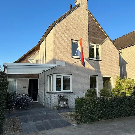 Villa Gorinchem, Spacious House, Terrace At The Water